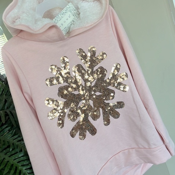 Brand New Btween Pink Pullover Furry Hooded Sweatshirt Sequined Snowflake Winter - Picture 4 of 15